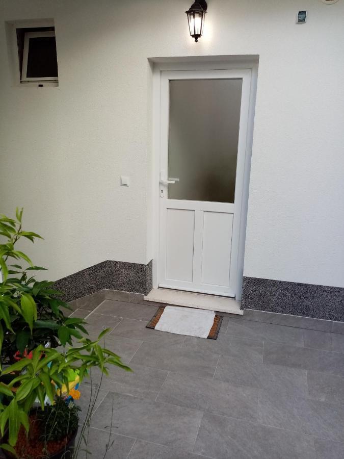 Hotel Udobna Soba Za Dvoje Hvar Town Exterior foto